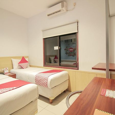 Collection O 295 Grha Ciumbuleuit Guest House Bandung Exterior photo