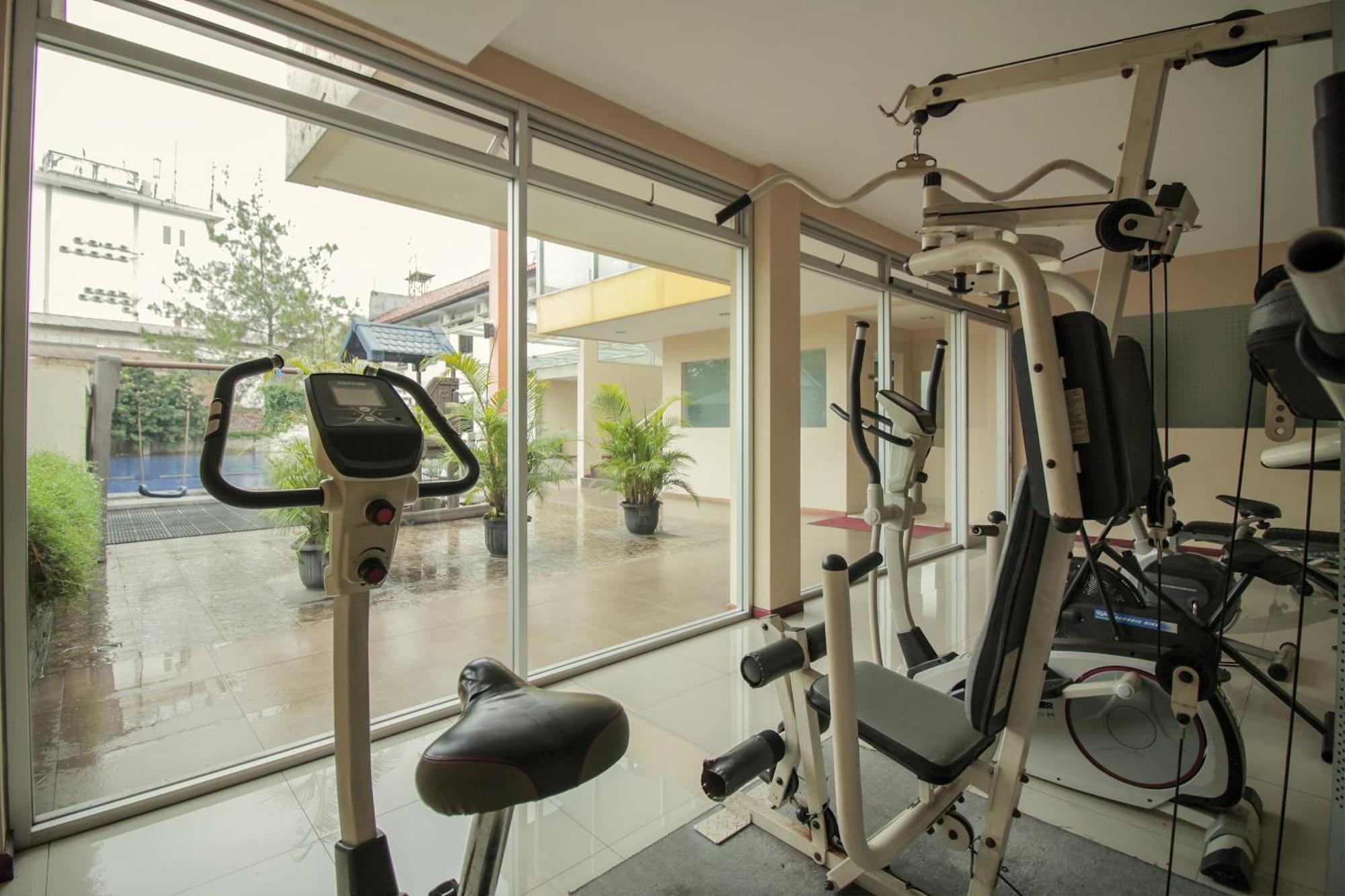 Collection O 295 Grha Ciumbuleuit Guest House Bandung Exterior photo