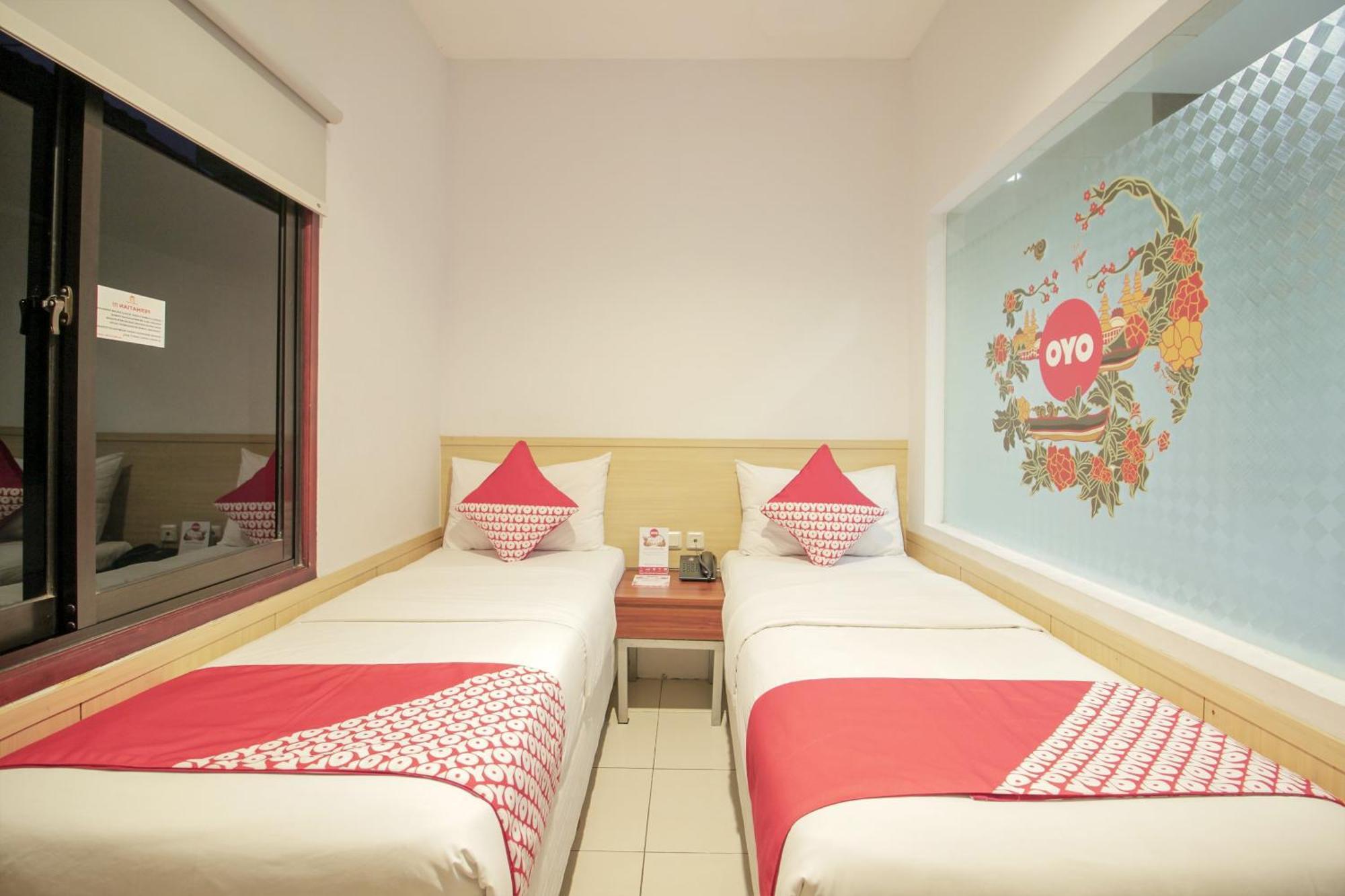 Collection O 295 Grha Ciumbuleuit Guest House Bandung Exterior photo