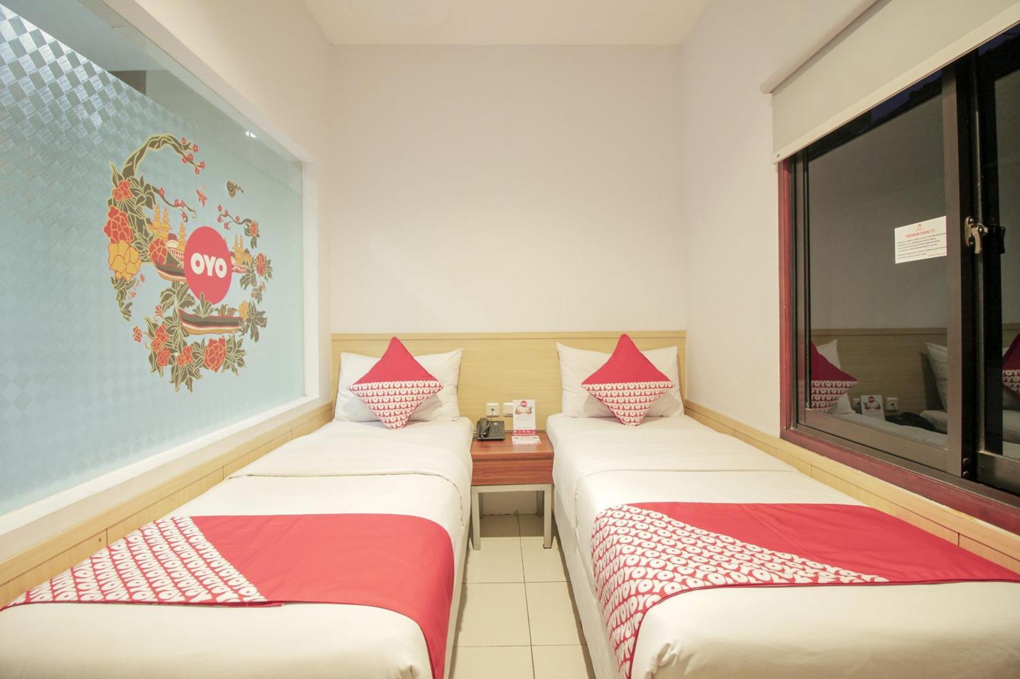 Collection O 295 Grha Ciumbuleuit Guest House Bandung Exterior photo